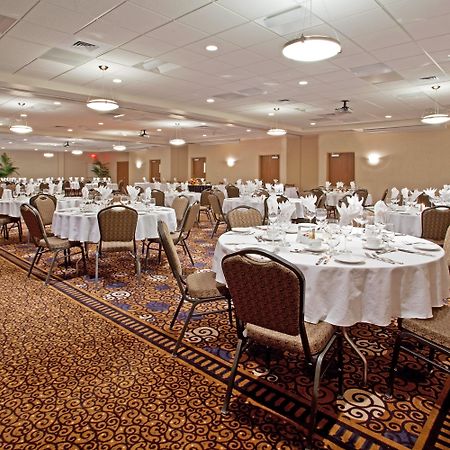 Holiday Inn Purdue - Fort Wayne By Ihg Exteriör bild