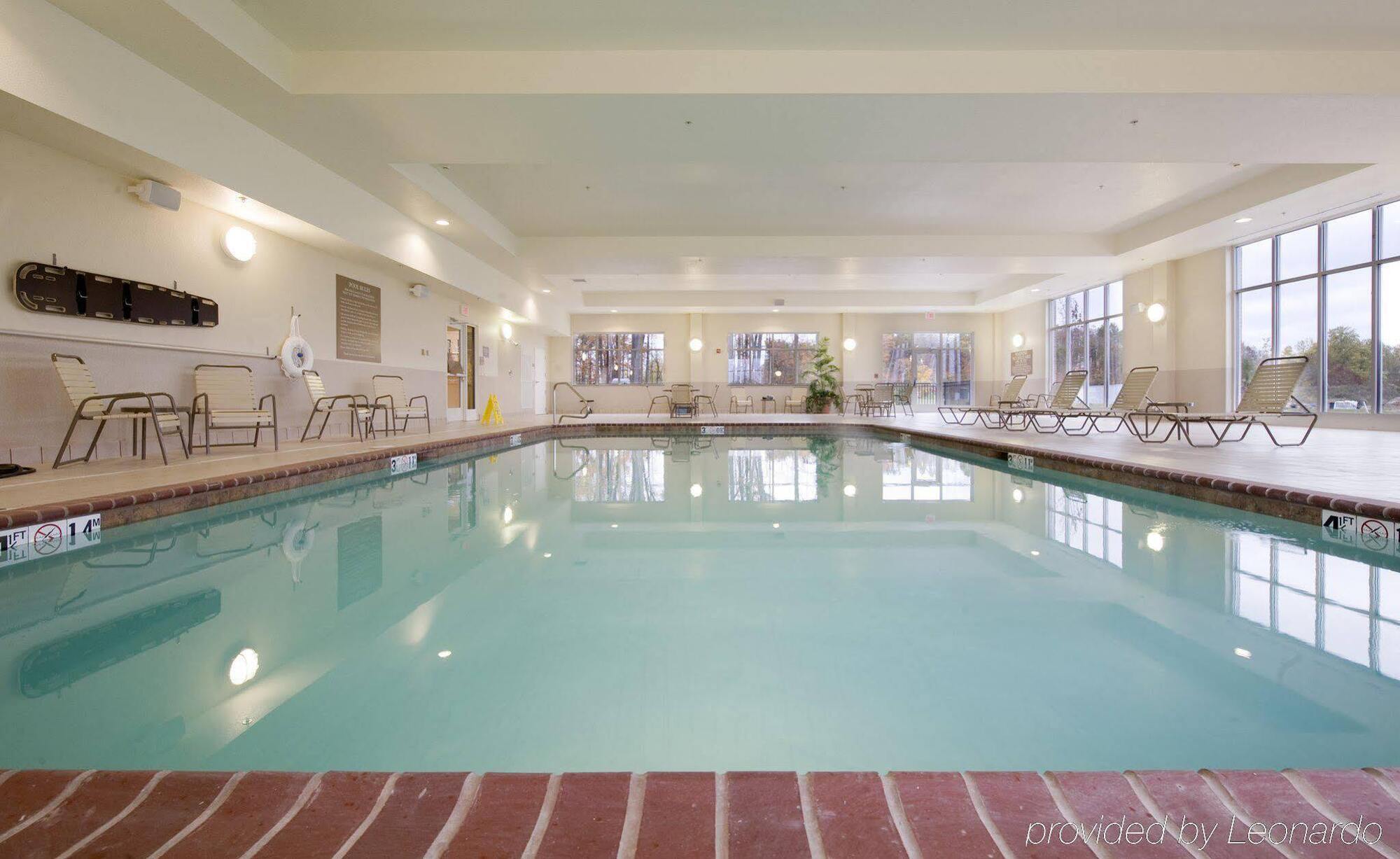 Holiday Inn Purdue - Fort Wayne By Ihg Exteriör bild