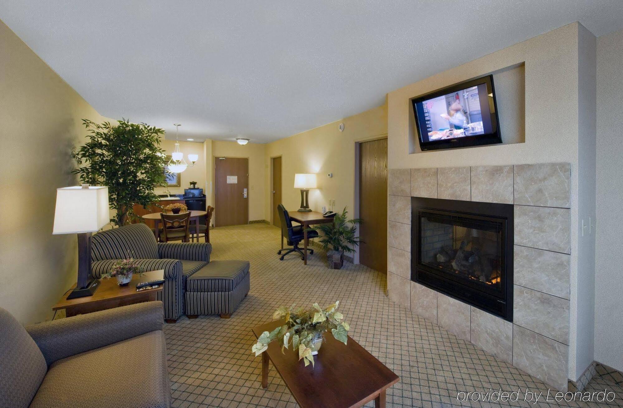 Holiday Inn Purdue - Fort Wayne By Ihg Exteriör bild